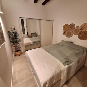 Surf House Apartment Barcelona